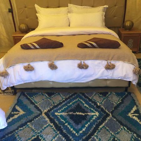 galaxy desert camp Merzouga Bagian luar foto