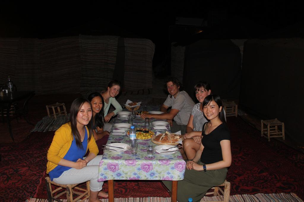 galaxy desert camp Merzouga Bagian luar foto