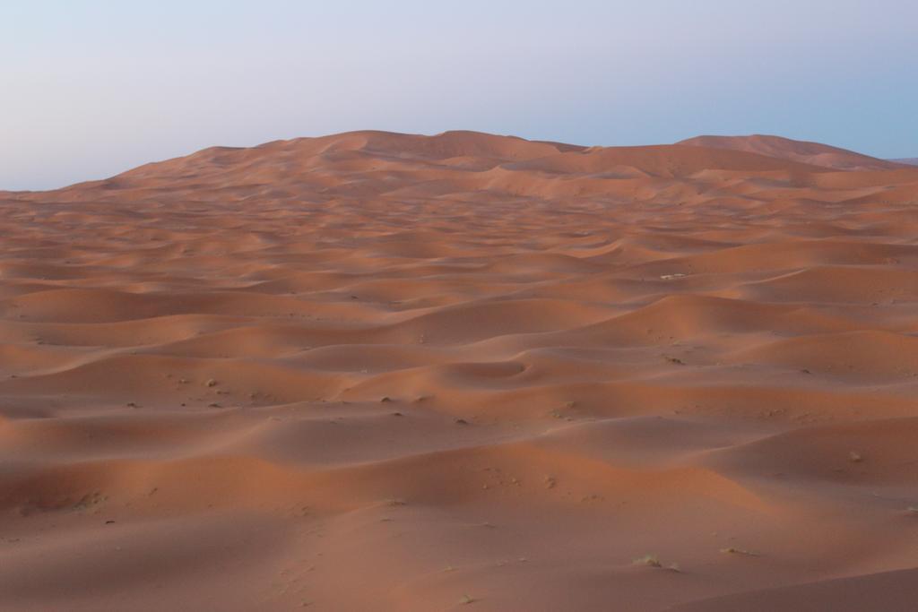 galaxy desert camp Merzouga Bagian luar foto